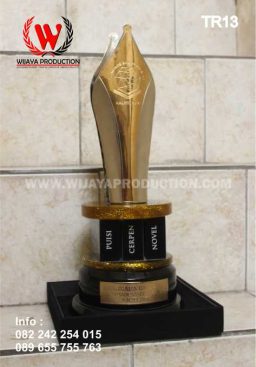 Piala Lomba Menulis