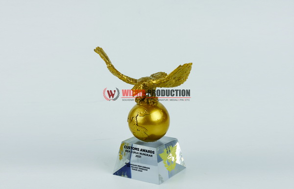 Piala Award