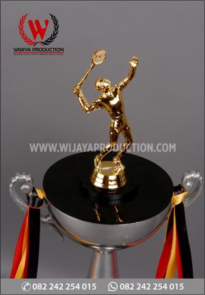 Detail Trophy Bergilir Badminton G3AD