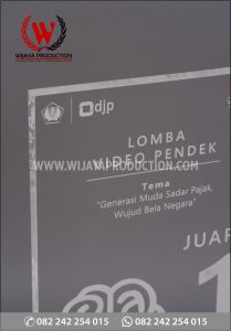 Detail Plakat Akrilik Grafir Lomba Video Pendek DJP