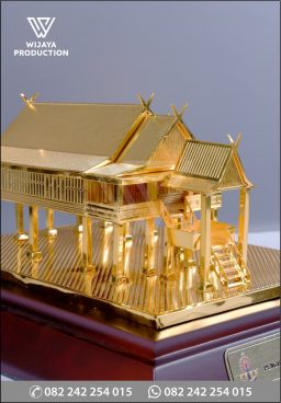 Souvenir Miniatur Kena...