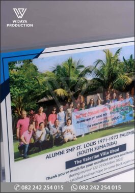 Plakat Resin Alumni SMP St Louis Palembang