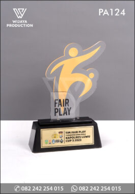 Plakat Akrilik Tim Fair Play Turnamen Sepakbola Kapolres Luwu Cup