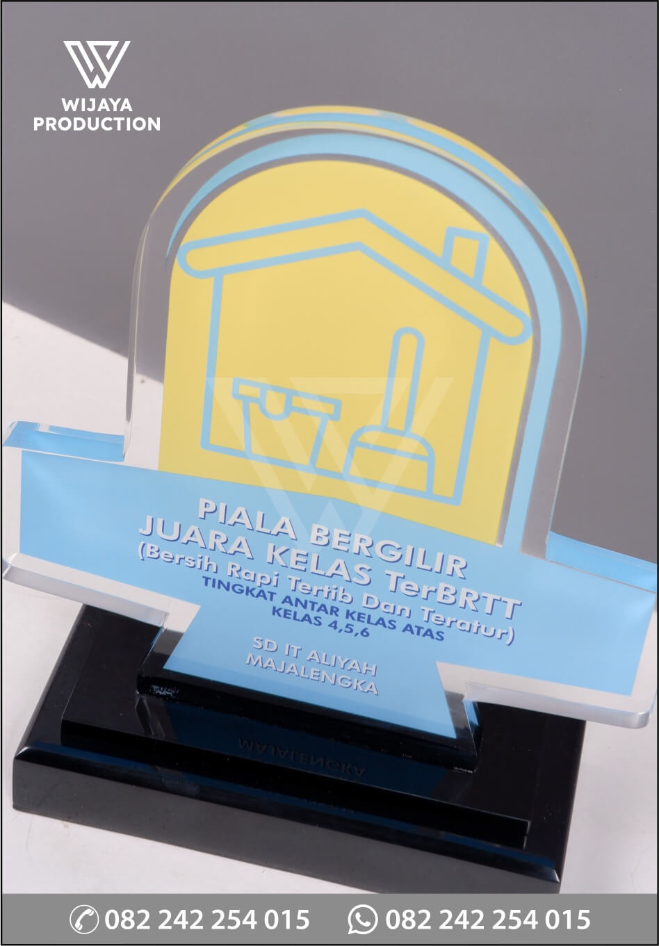 Detail Piala Akrilik Bergilir Juara Kelas TerBRTT