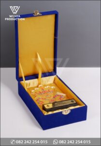 Box Plakat Akrilik Juara Lomba Karaoke Anak Mexo Family KTV