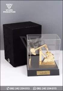 Box Souvenir Miniatur Pompa Angguk Gerak Skk Migas Pertamina