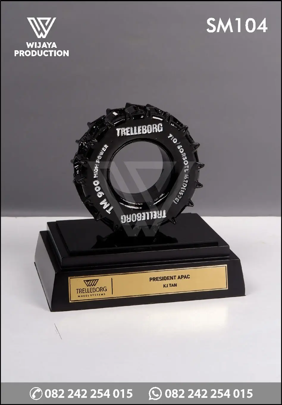 Souvenir Miniatur Trelleborg Wheel Systems