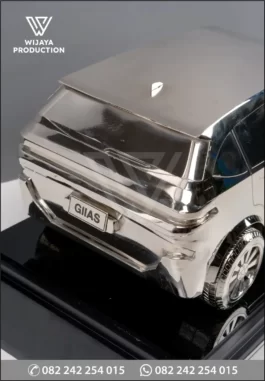 Souvenir Miniatur Mobil GIIAS 2023