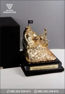 Box Souvenir Miniatur Bhamatra Fighter Land