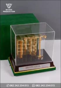 Box Souvenir Miniatur Struktur Bangunan Gedung & Crane