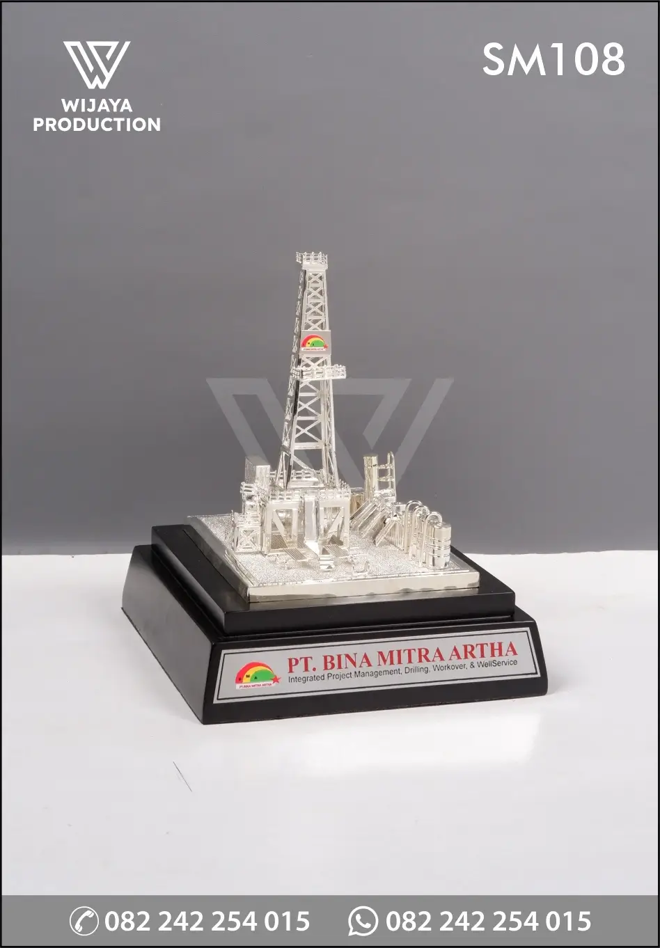 Souvenir Miniatur Rig Onshore PT Bina Mitra Artha