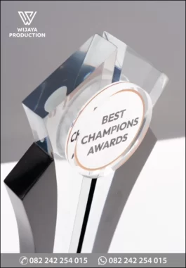 Piala Akrilik SHM Best Champions Awards