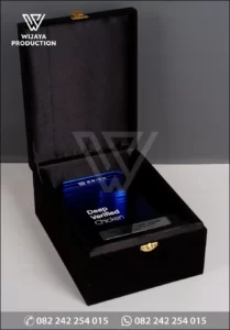Box Plakat Akrilik Deep Verified Award Lazada