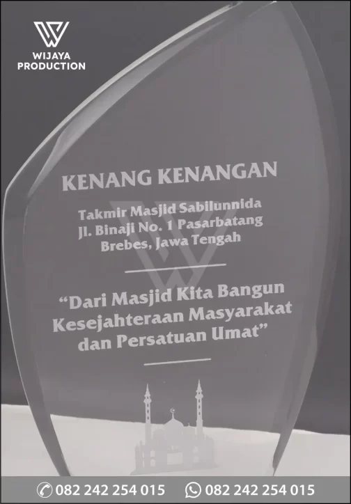 Detail Plakat Akrilik Kenang Kenangan Takmir Masjid Sabilunnida