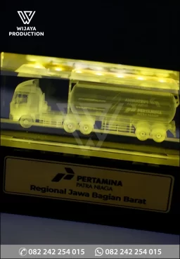 Plakat Kristal Truk Tangki Pertamina