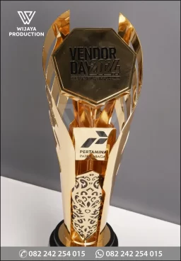 Piala The Most Contributive Vendor Pertamina Patra Niaga