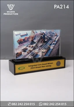 Plakat Akrilik Integrated Core Award Winner