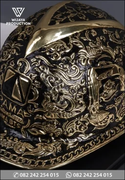 Souvenir Helm Ukir Pam...