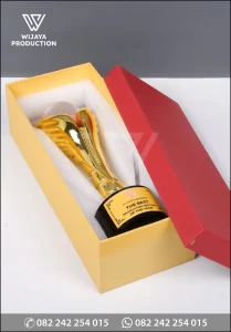 Box Piala The Best Production Section of The Year PT Fujita Indonesia