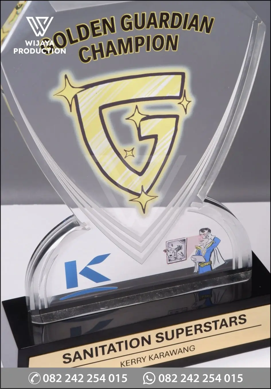 Detail Plakat Akrilik Golden Guardian Champion