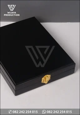 Plakat Kayu Box IKPTB