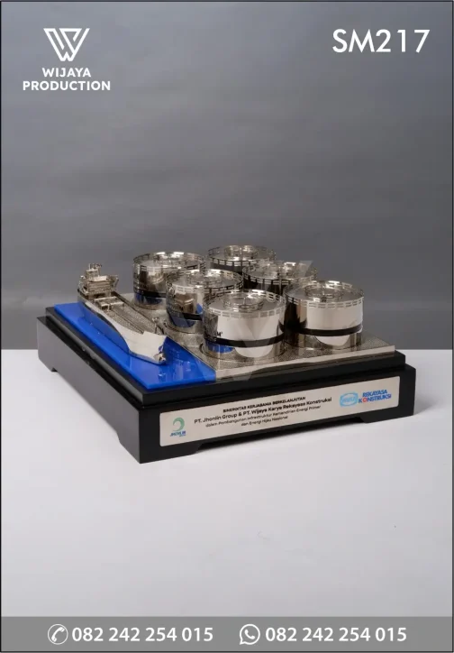Miniatur Logam Tangki Industri 6 Jex