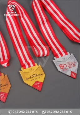 Medali Akrilik Lomba H...