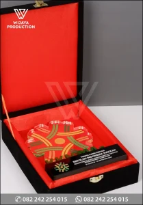 Box Plakat Akrilik KKN Muhammadiyah Aisyiyah Internasional Arab Saudi