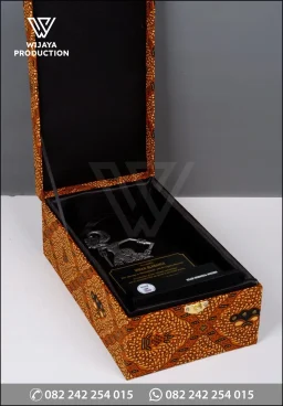 Plakat Logam Aluminium Wayang