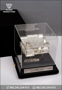 Miniatur Offshore Plat...