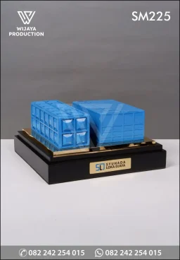 Miniatur Kontainer Cus...