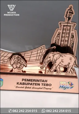 Plakat Logam Ikon Daerah Pemerintah Kabupaten Tebo