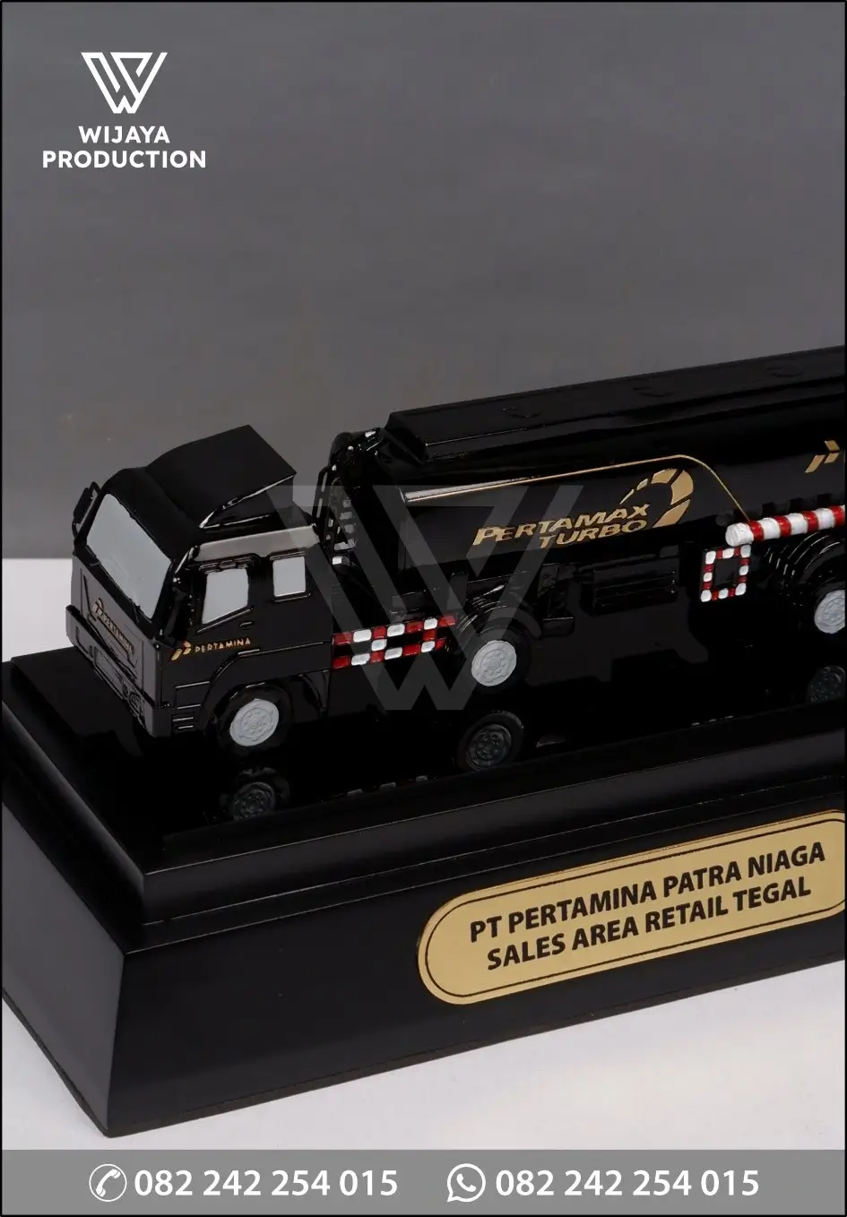 Detail Miniatur Custom Truk Tangki Pertamina Patra Niaga