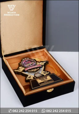 Plakat Akrilik Kejuara...