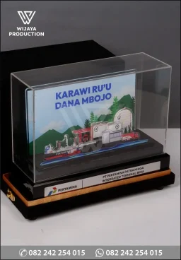 Plakat Akrilik PT Pertamina Patra Niaga Integrated Terminal Bima