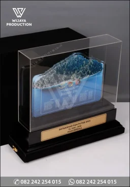 Plakat Akrilik Kenang-Kenangan – Satgasmar Korps Marinir