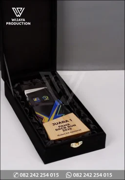 Plakat Kayu Akrilik Juara Pama BRCB Run