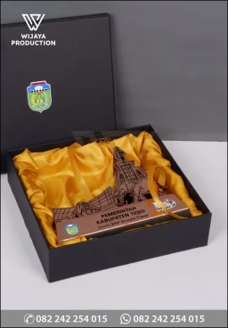 Plakat Logam Ikon Daerah Pemerintah Kabupaten Tebo