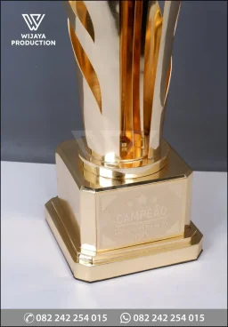Piala Logam Campeao Co...