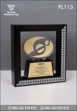 Plakat Logam Frame Kayu PT Rekaindo Global Jasa