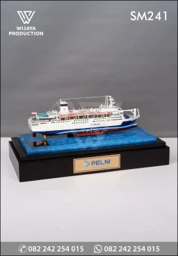 Miniatur Custom Kapal Penumpang PELNI