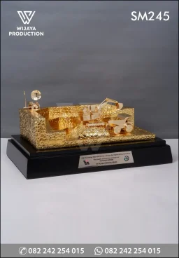 Miniatur Custom Diorama Tambang & Teknologi Slope Monitoring