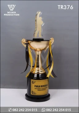 Piala Bergilir Studio ...