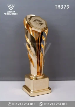 Piala Logam Campeao Co...