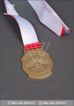 Medali Logam Sepak Bol...