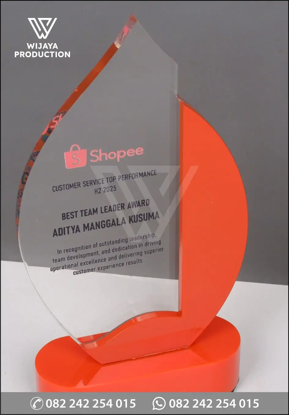 Detail Plakat Akrilik Penghargaan Karyawan Terbaik – Shopee