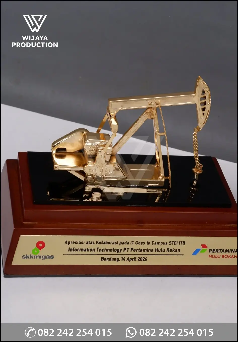 Detail Miniatur Pompa Angguk (Pumpjack) Migas