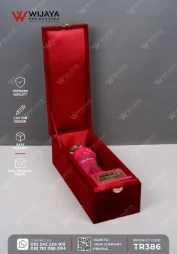 Piala Juara Lomba ...