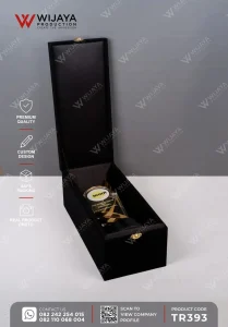 Box Piala Akrilik Top Umrah Agent Indonesia