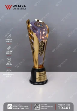 Piala Bergilir Kej...
